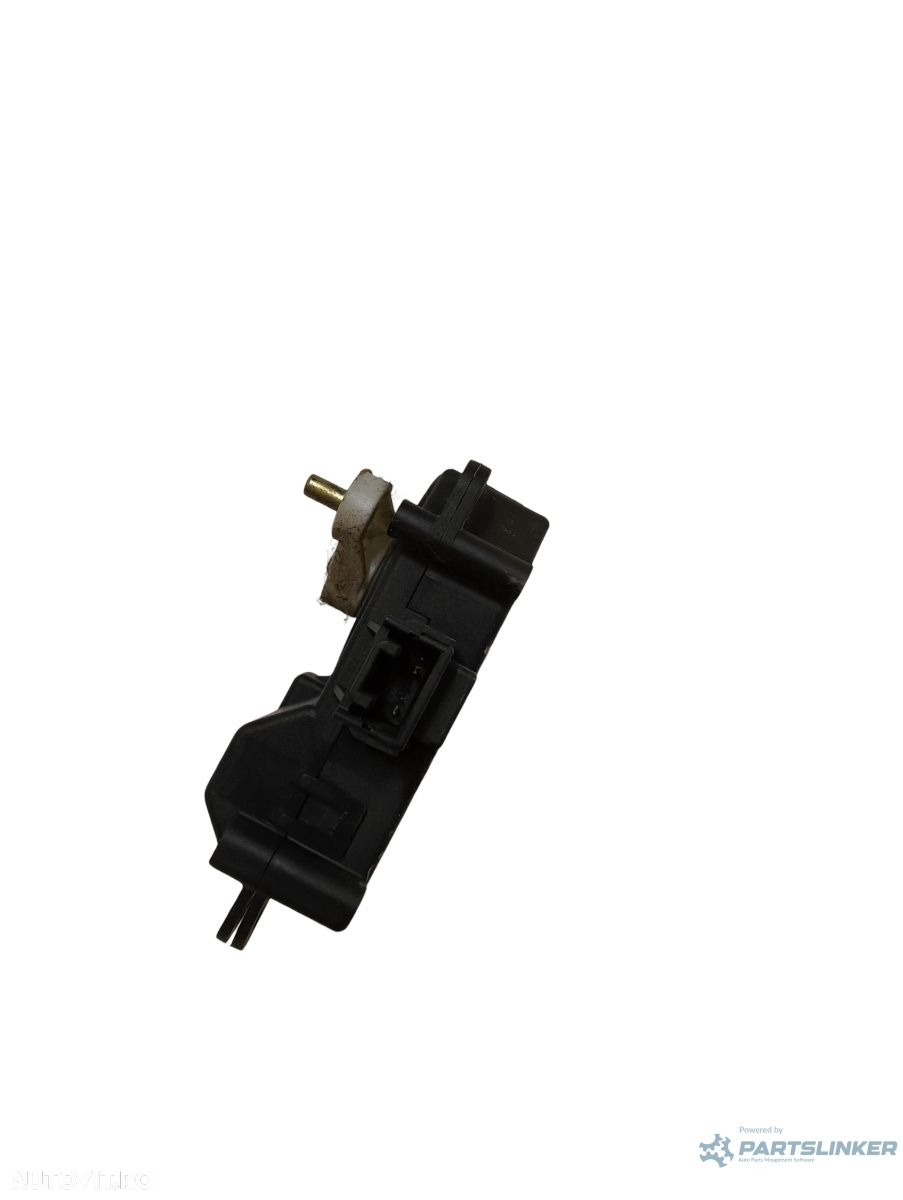 Actuator/motoras clapeta aer AC TOYOTA RAV 4 II _A2_ 2000 - 2005 0637008330 - 2