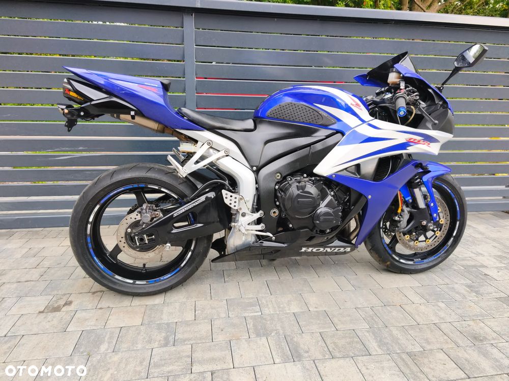 Honda CBR - 25