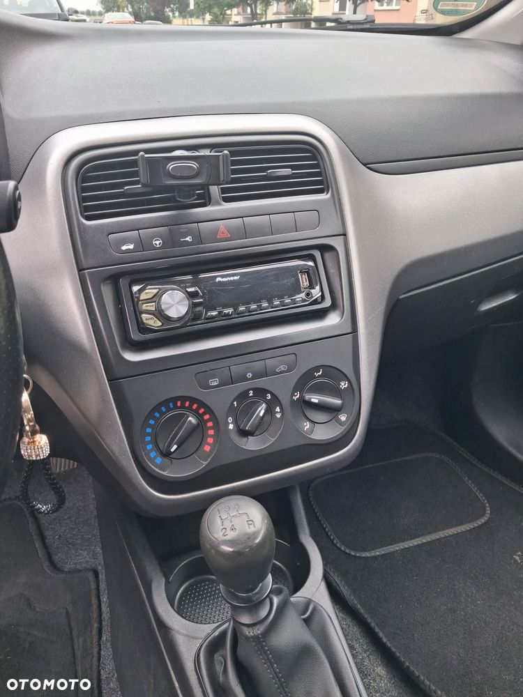Fiat Punto 1.2 Easy - 19