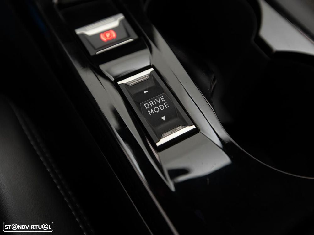 Peugeot 2008 1.5 BlueHDi GT EAT8 - 19