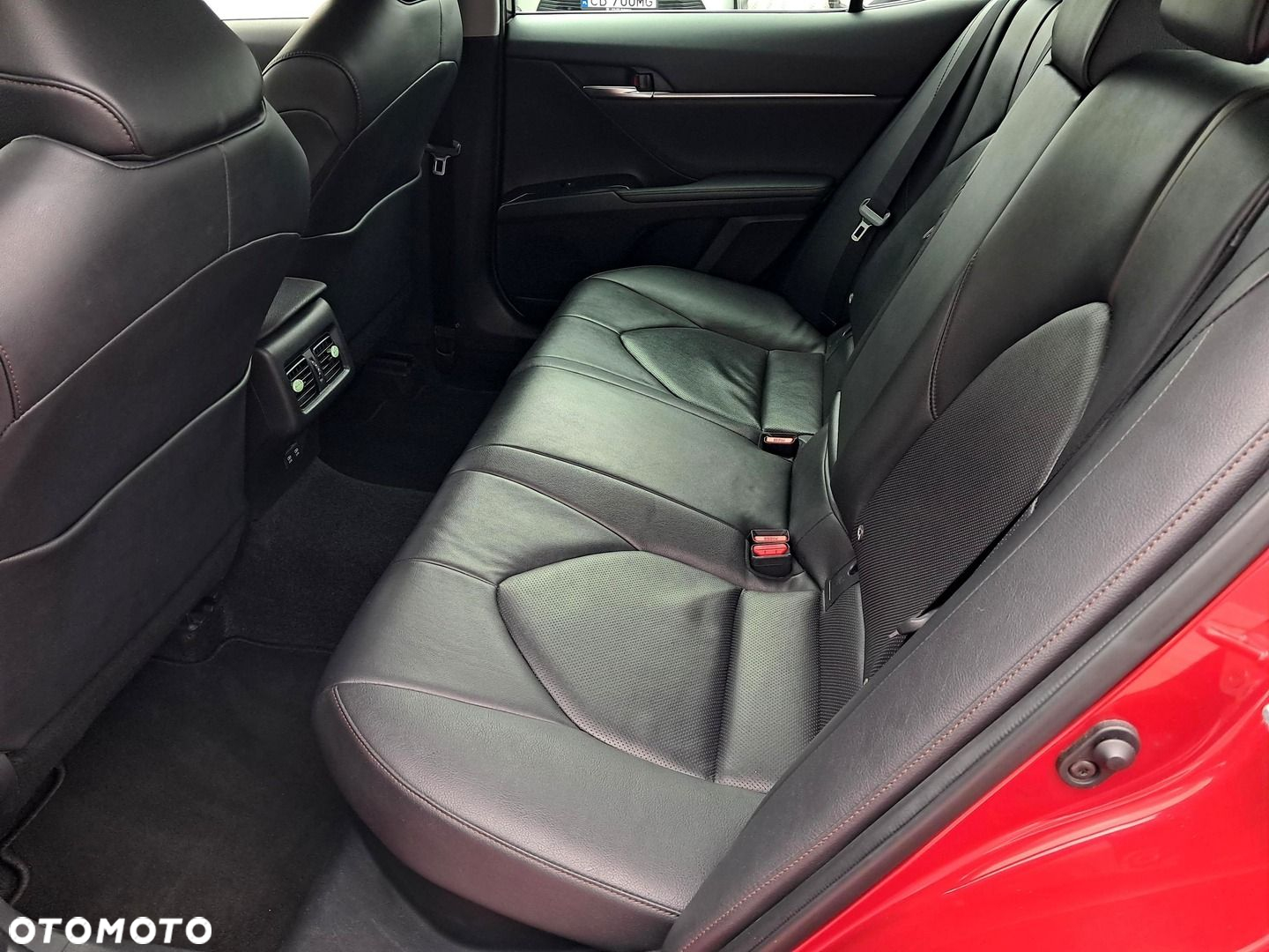 Toyota Camry - 13