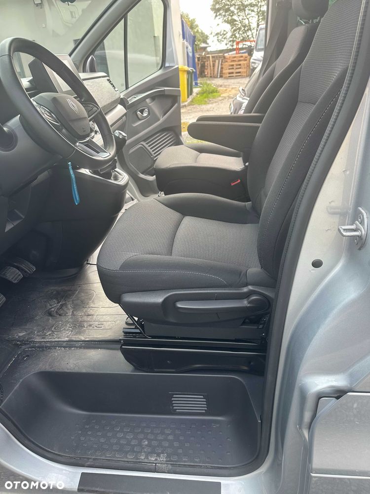 Renault Trafic - 6