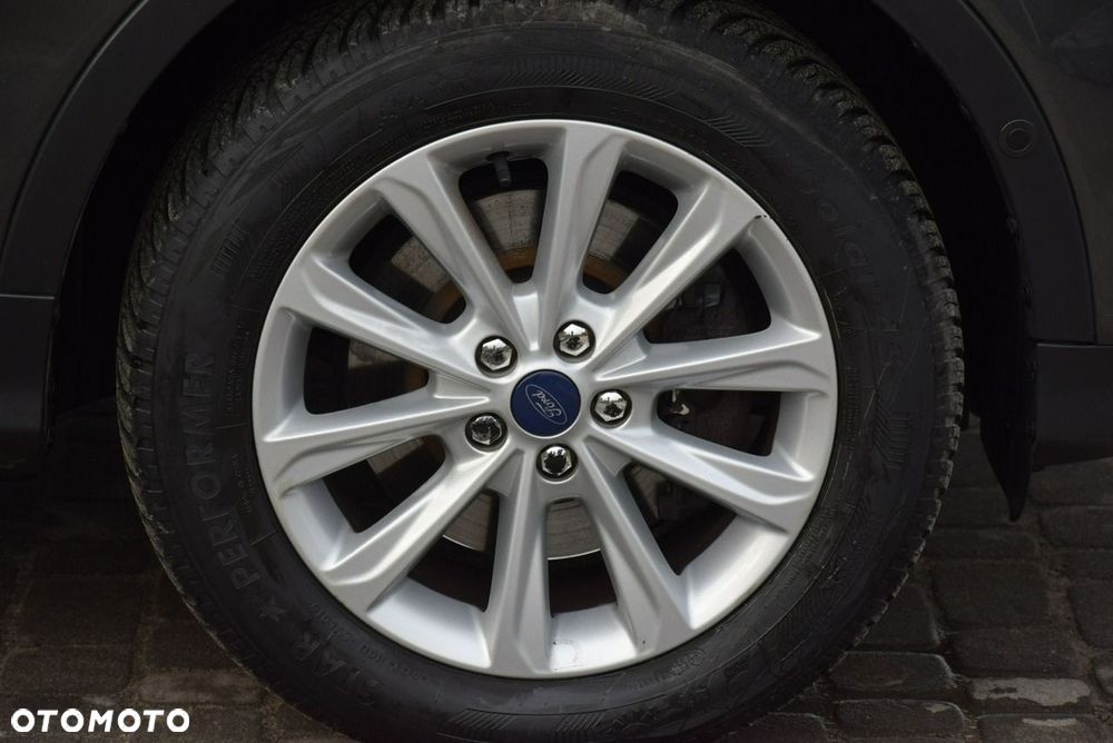 Ford Kuga 2.0 TDCi 2x4 Titanium - 8
