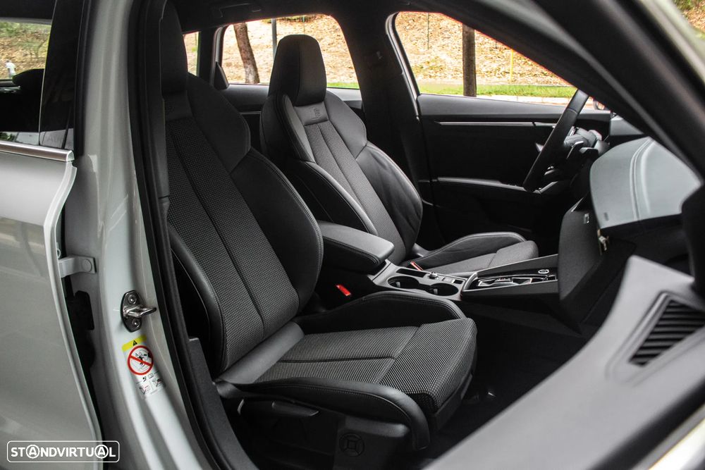 Audi A3 Sportback 40 TFSIe S tronic S line - 28