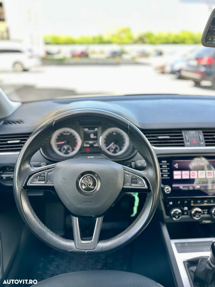 Skoda Octavia - 14