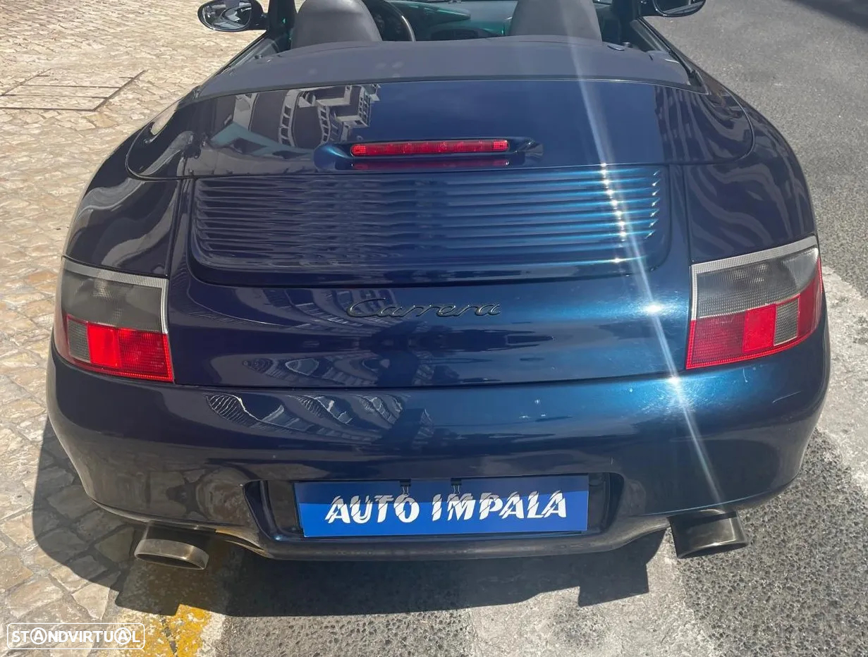 Porsche 911 Série F - 5