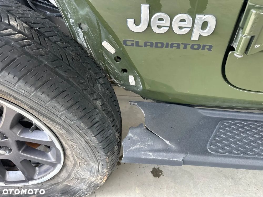 Jeep Gladiator 3.0 V6 MultiJet Overland - 19