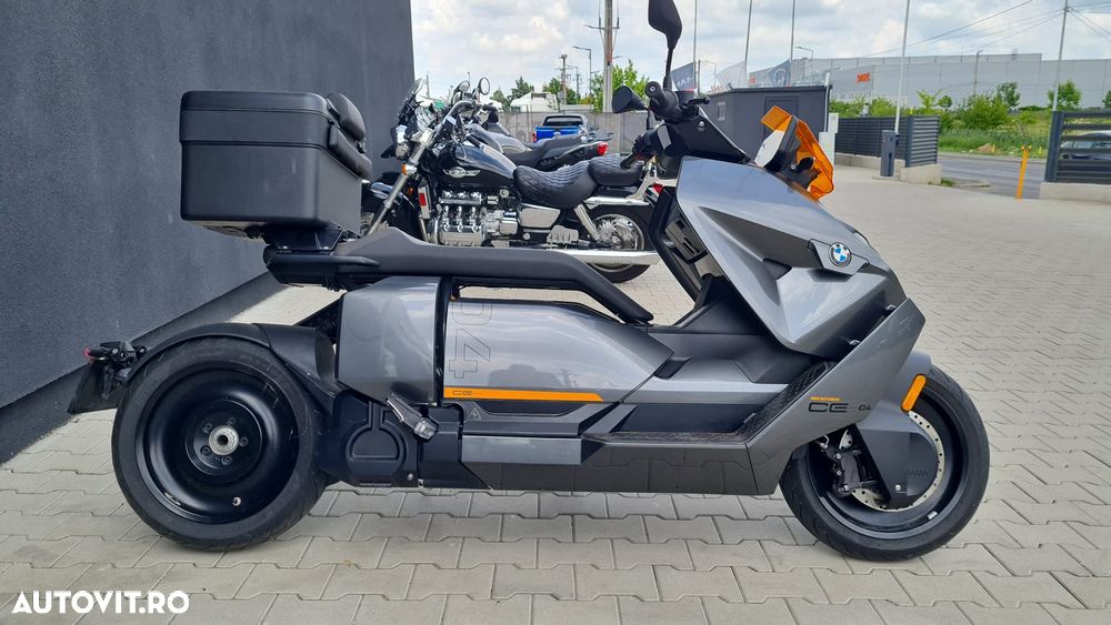 BMW CE 04 - 2