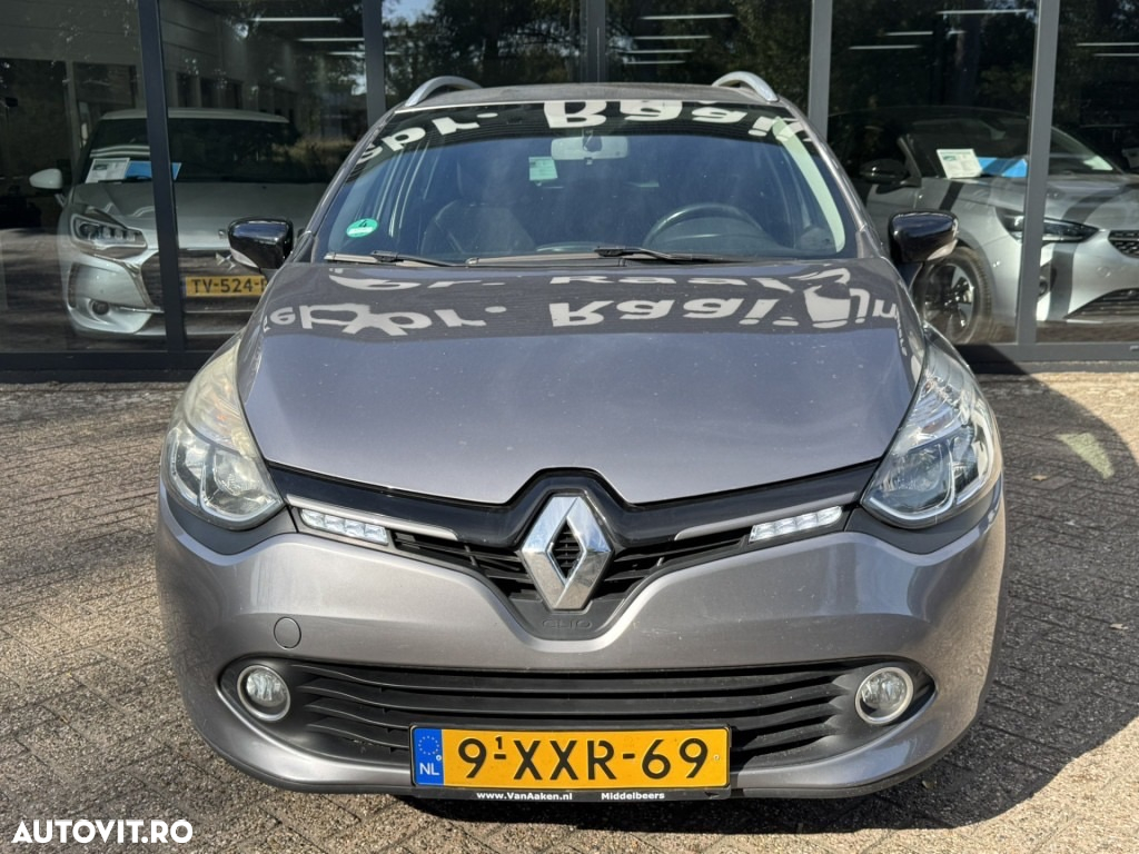 Renault Clio - 2
