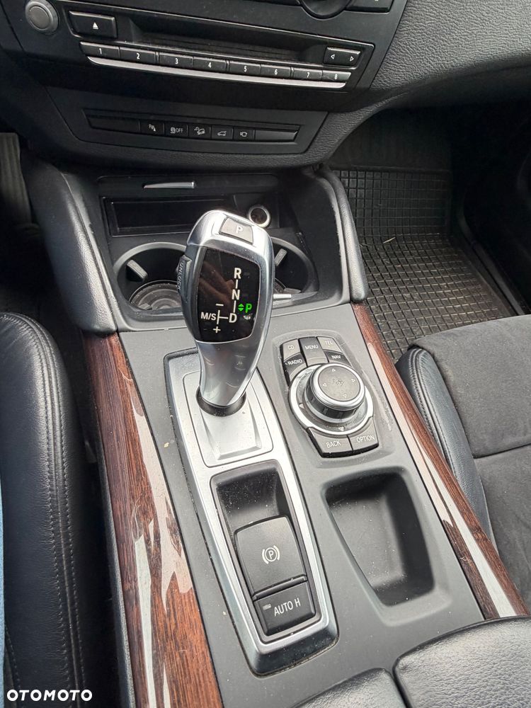 BMW X6 - 22