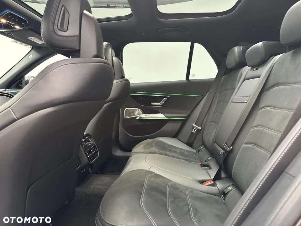 Mercedes-Benz Klasa E 300 de PHEV 4-Matic AMG 9G-Tronic - 23