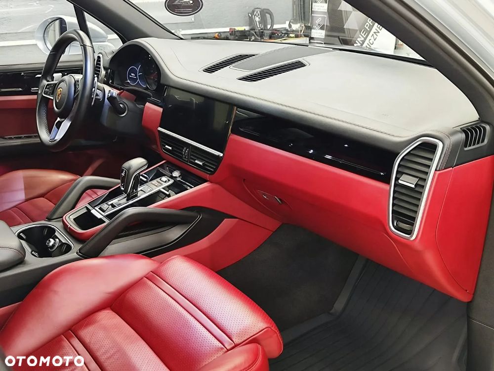 Porsche Cayenne Platinum Edition - 8