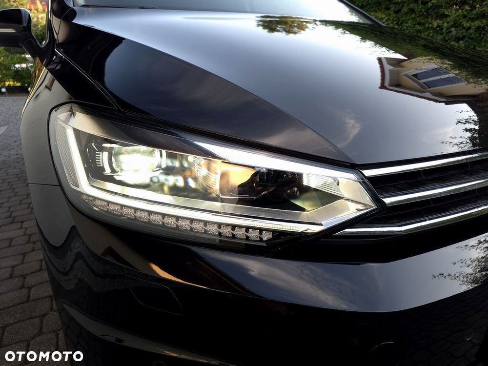 Volkswagen Touran 2.0 TDI BMT Highline DSG - 24