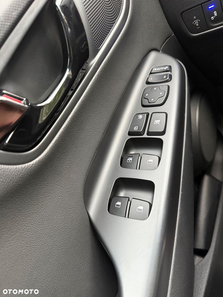 Hyundai Kona 1.6 T-GDI Premium 4WD DCT - 13