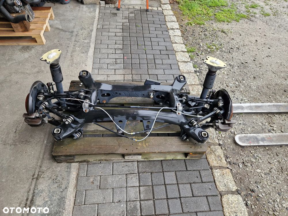 ZAWIESZENIE BMW F30 F31 2018r KOMPLETNE