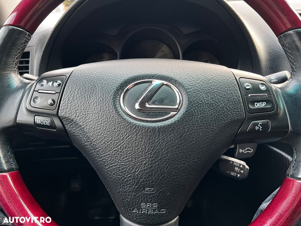 Lexus Seria GS 450h - 17