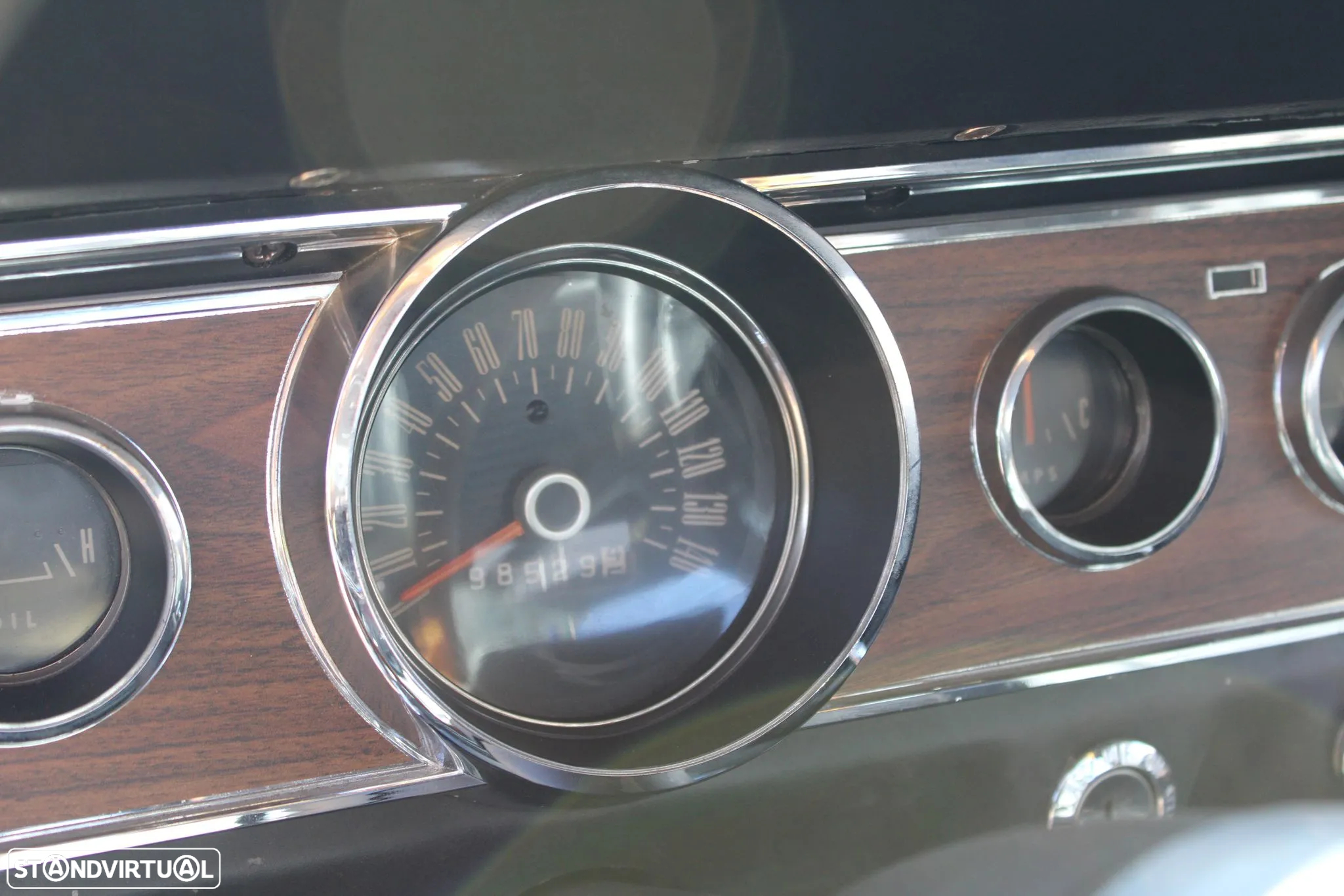 Ford Mustang - 17