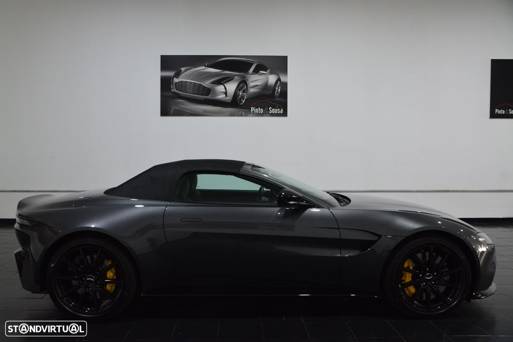 Aston Martin Vantage Roadster V8 - 20