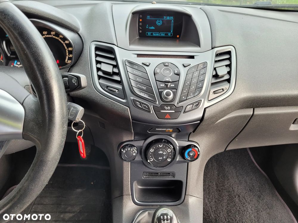 Ford Fiesta 1.5 TDCi ST&St Trend - 14