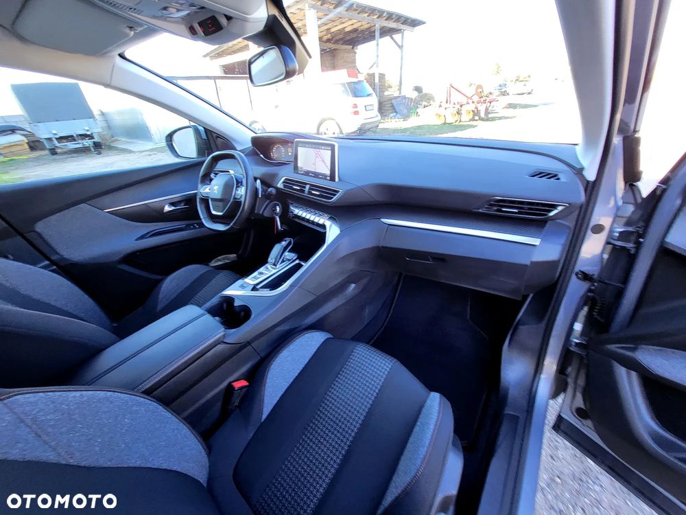 Peugeot 5008 PureTech 130 EAT8 Stop & Start Active - 28