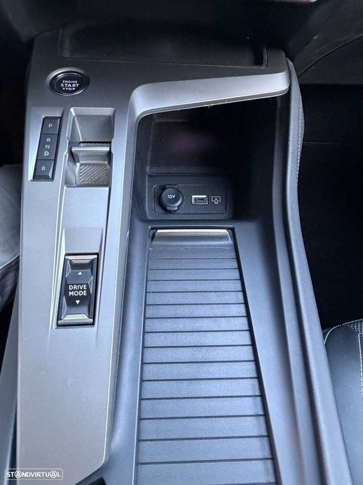 Peugeot 308 SW 1.6 Hybrid Allure Pack e-EAT8 - 31