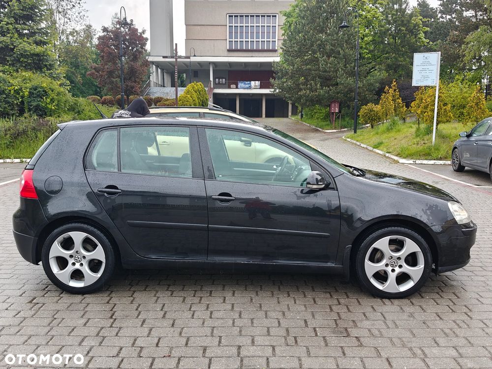 Volkswagen Golf 1.6 TDI Comfortline - 11