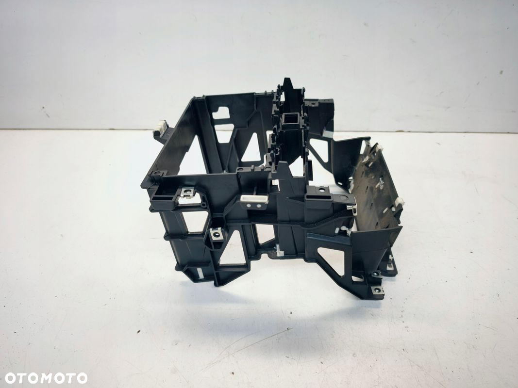 KOSZ 2 DIN AUDI A3 8P LIFT ORYGINAŁ 8P0858005D - 5