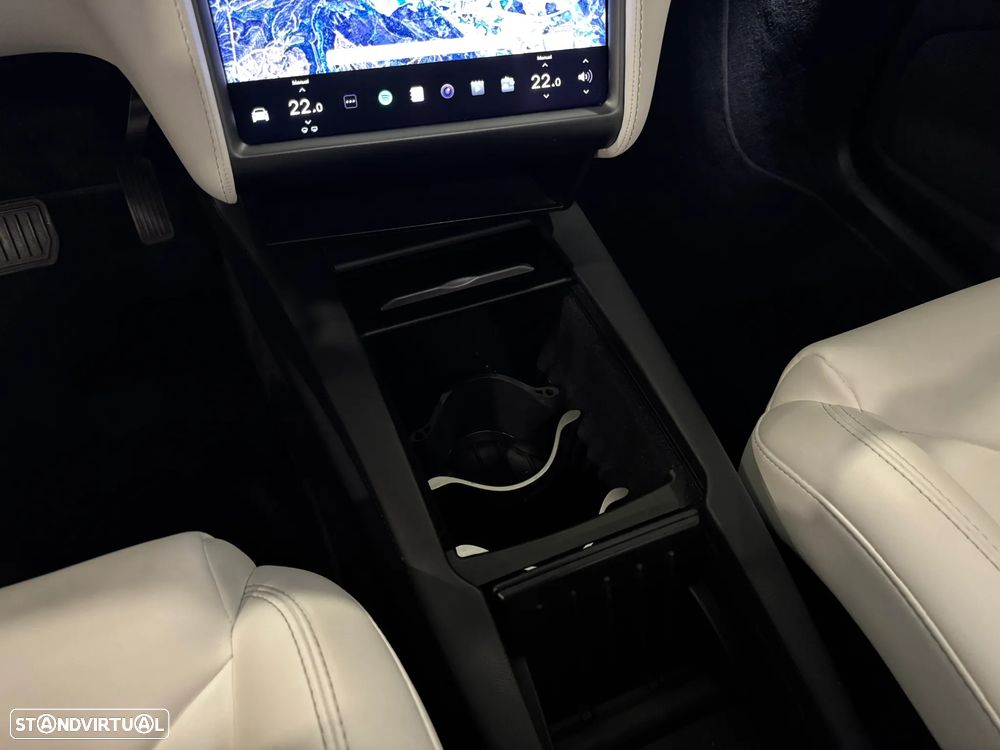 Tesla Model X 100 kWh Long Range AWD - 46