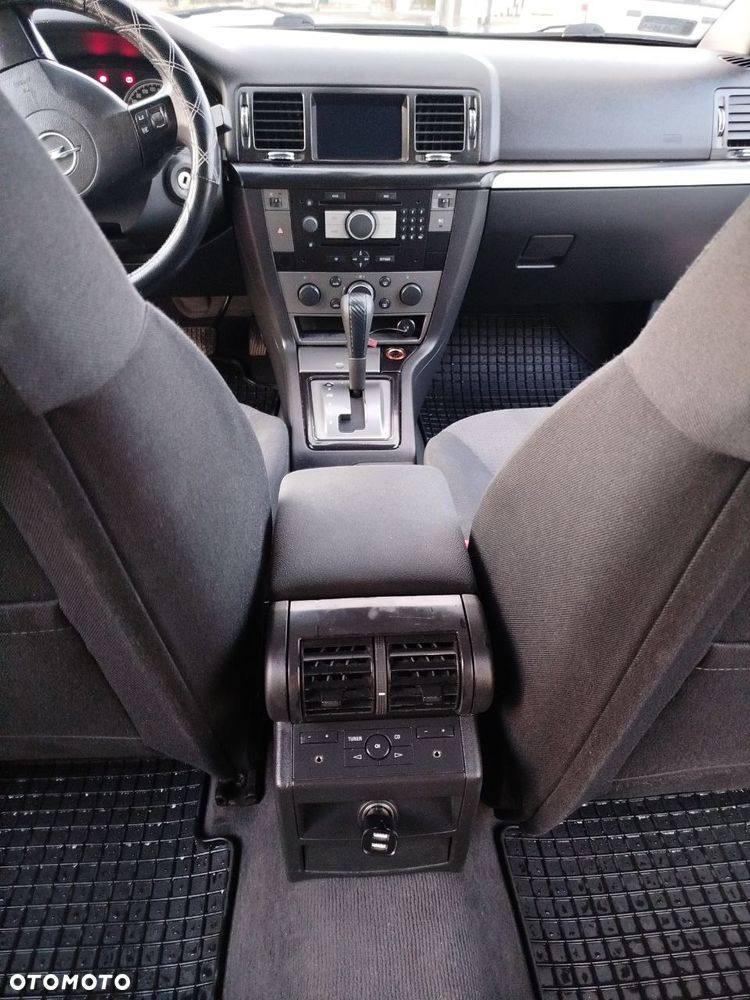 Opel Vectra 1.9 CDTI Cosmo ActiveSelect - 10