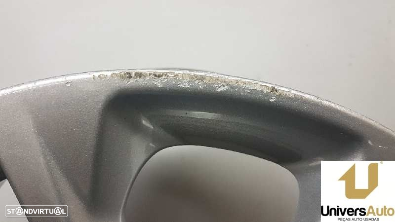 PNEU FORD FIESTA (CE1) TITANIUM - 4