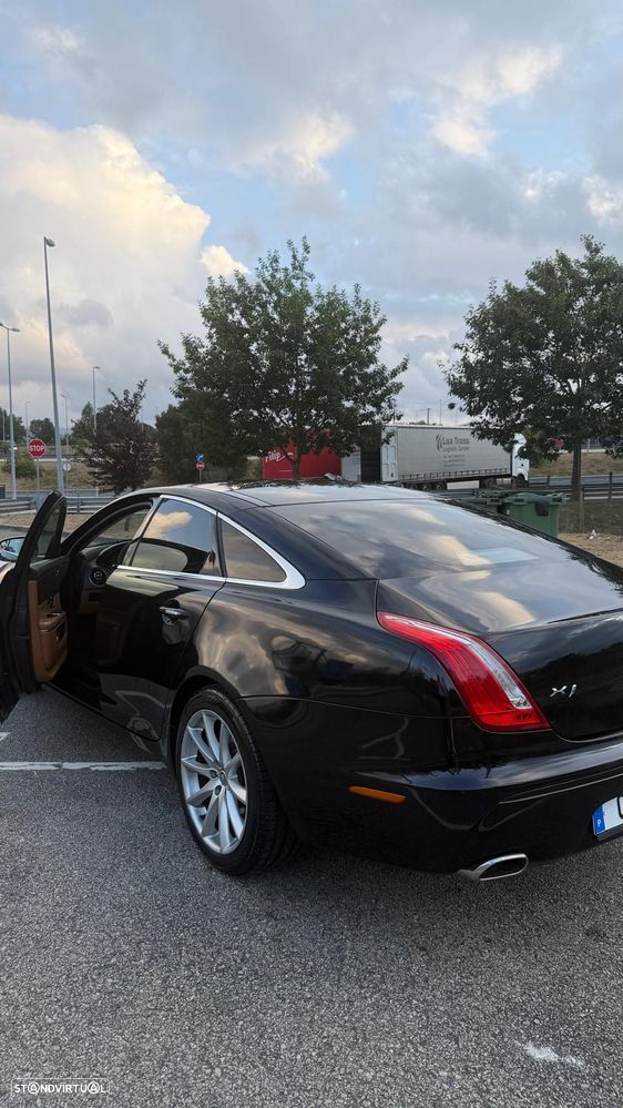 Jaguar XJ 3.0 D V6 Luxury - 3