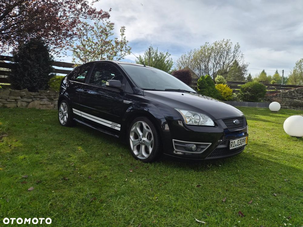 Ford Focus 2.5 ST - 10