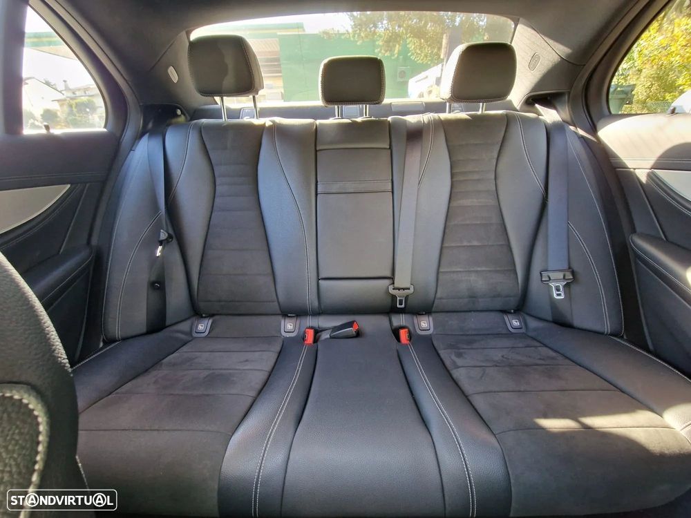 Mercedes-Benz E 300 de AMG Line - 23