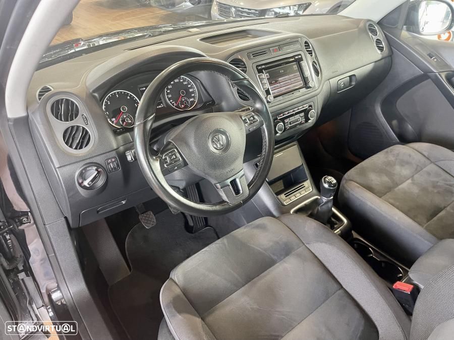 VW Tiguan 2.0 TDi Sport BlueMotion - 10