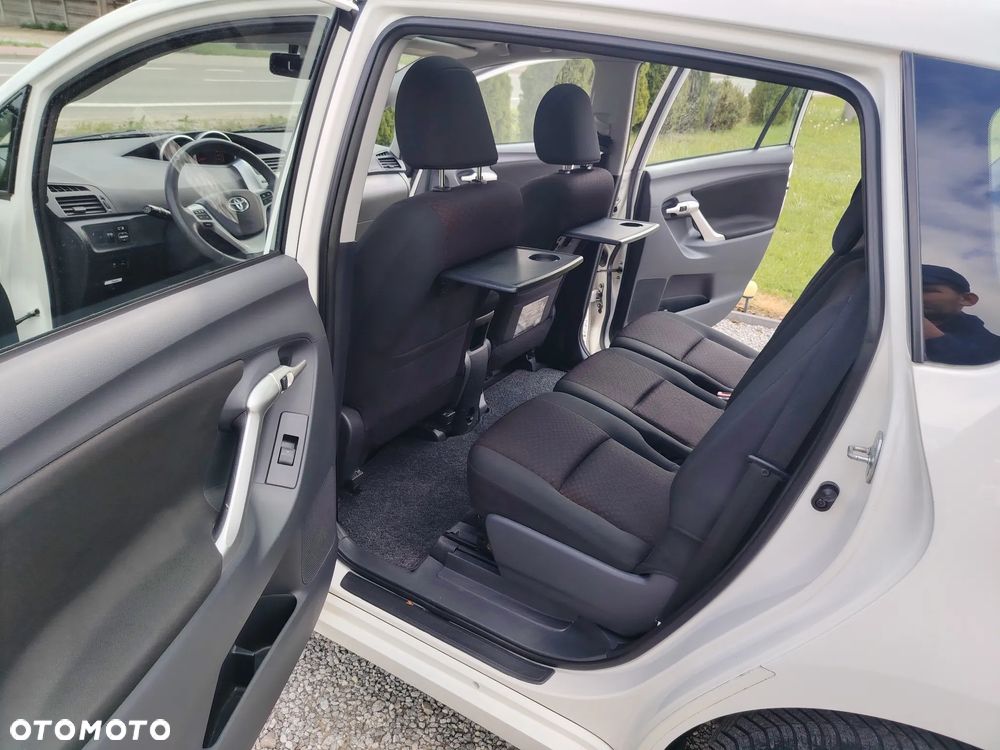 Toyota Verso 1.6 Life - 17