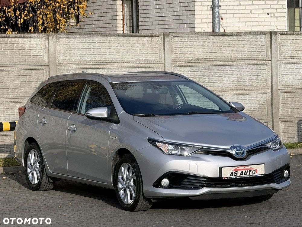 Toyota Auris - 25