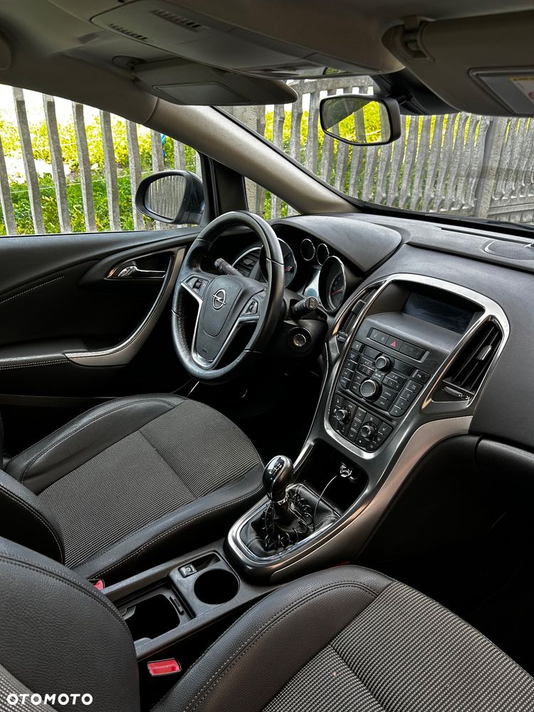 Opel Astra 1.7 CDTI Cosmo - 10