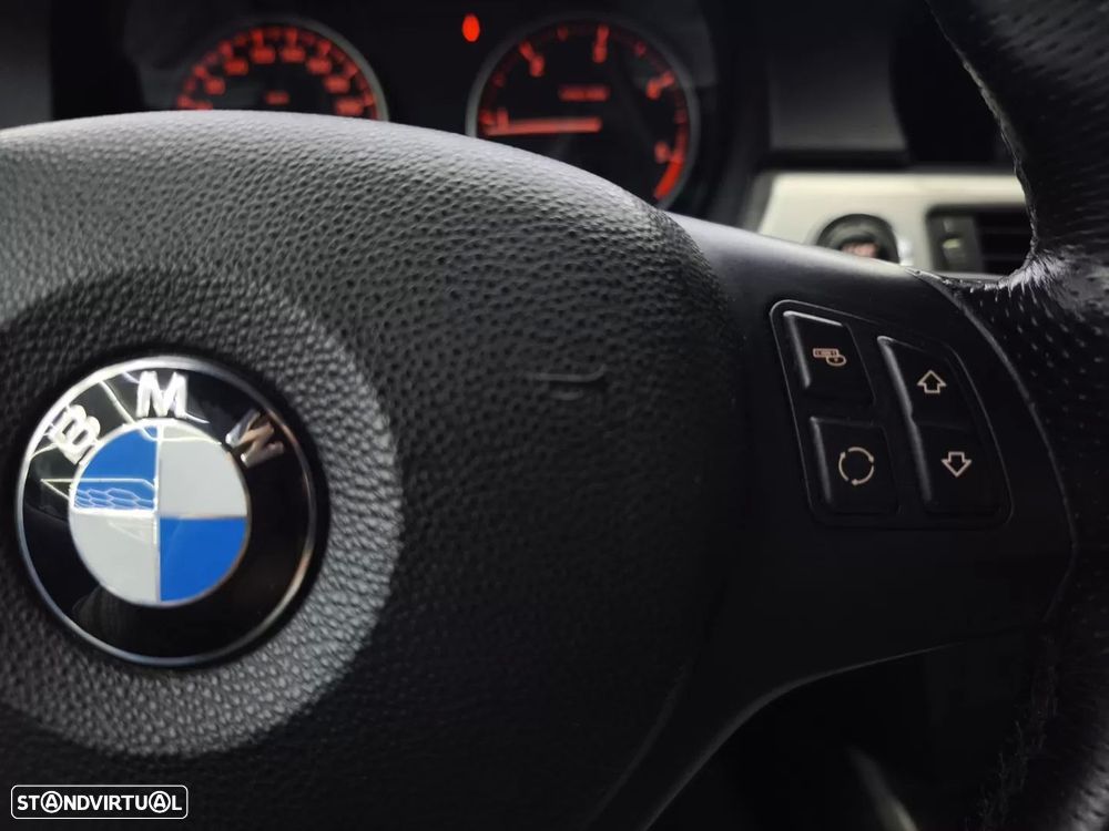 BMW 320 d DPF Aut. M Sport Edition - 25