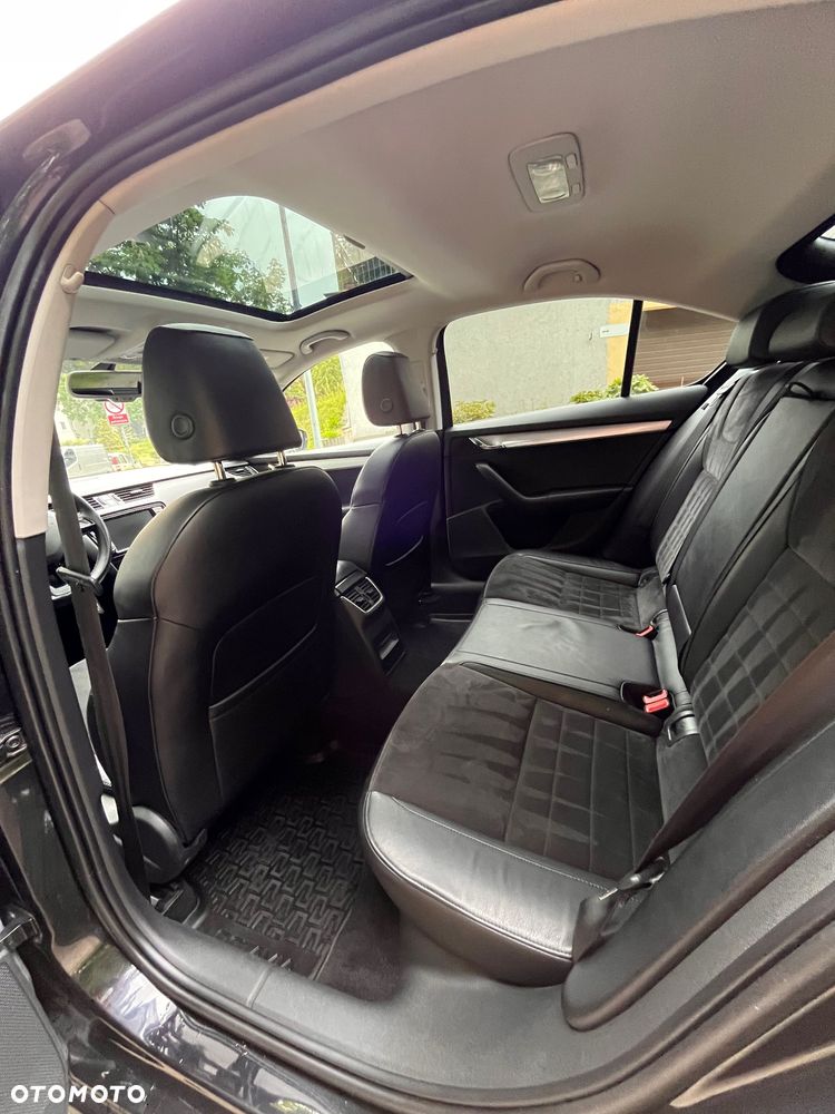 Skoda Octavia 2.0 TDI Style DSG - 9