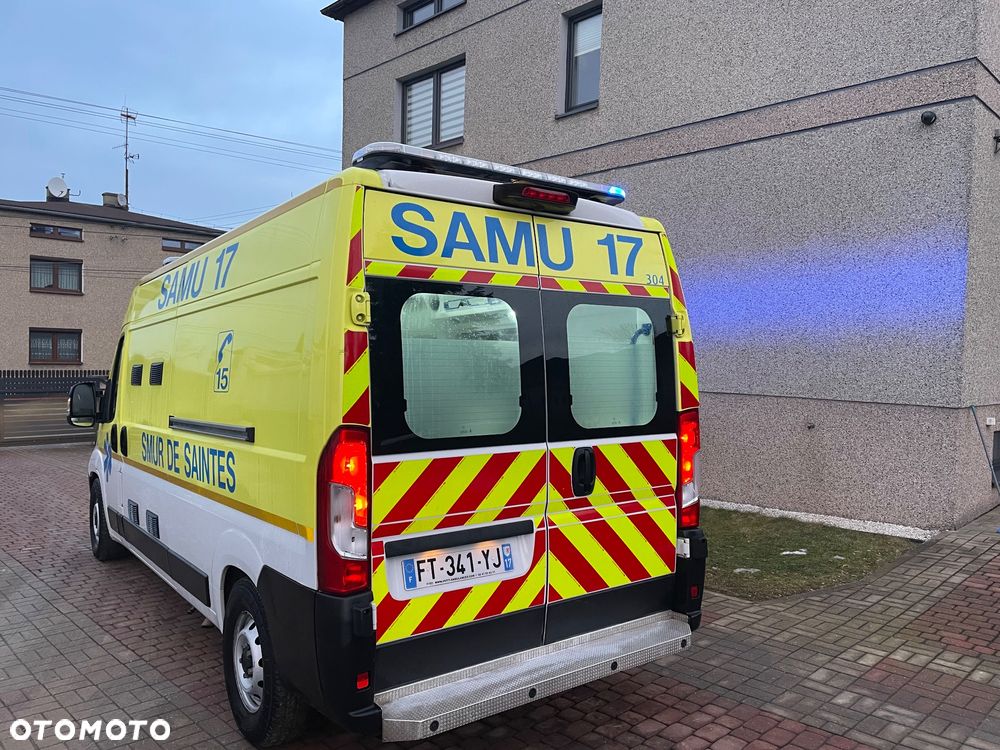 Fiat Ducato Ambulans Karetka Camper Maxxi FULLL XXXXL - 13