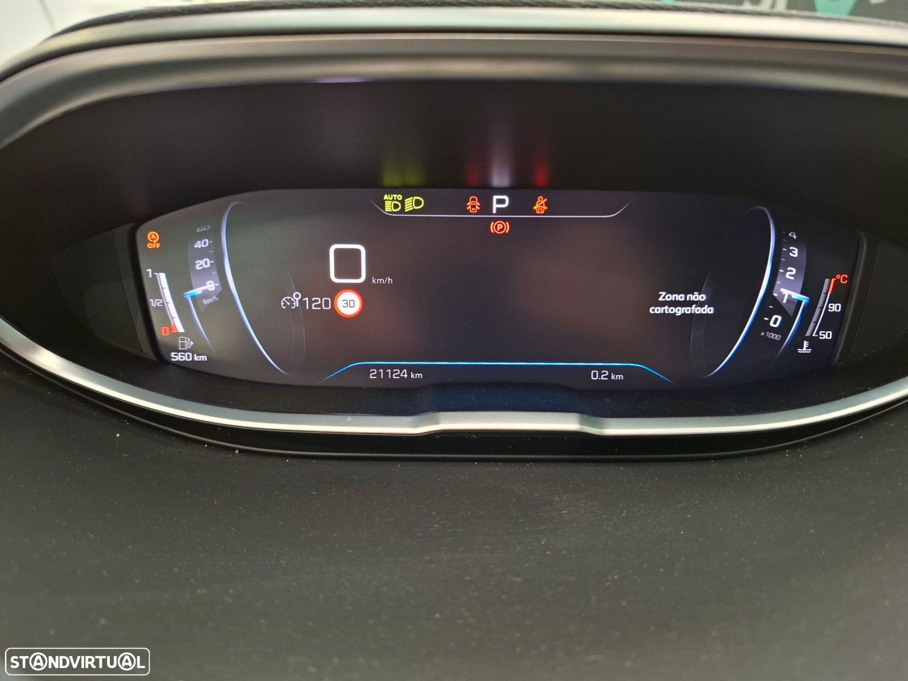 Peugeot 5008 1.2 PureTech Allure EAT8 - 19