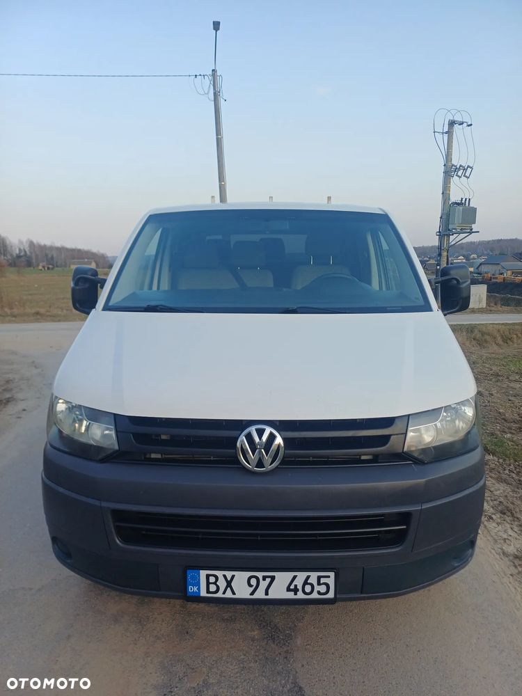 Volkswagen Transporter - 2