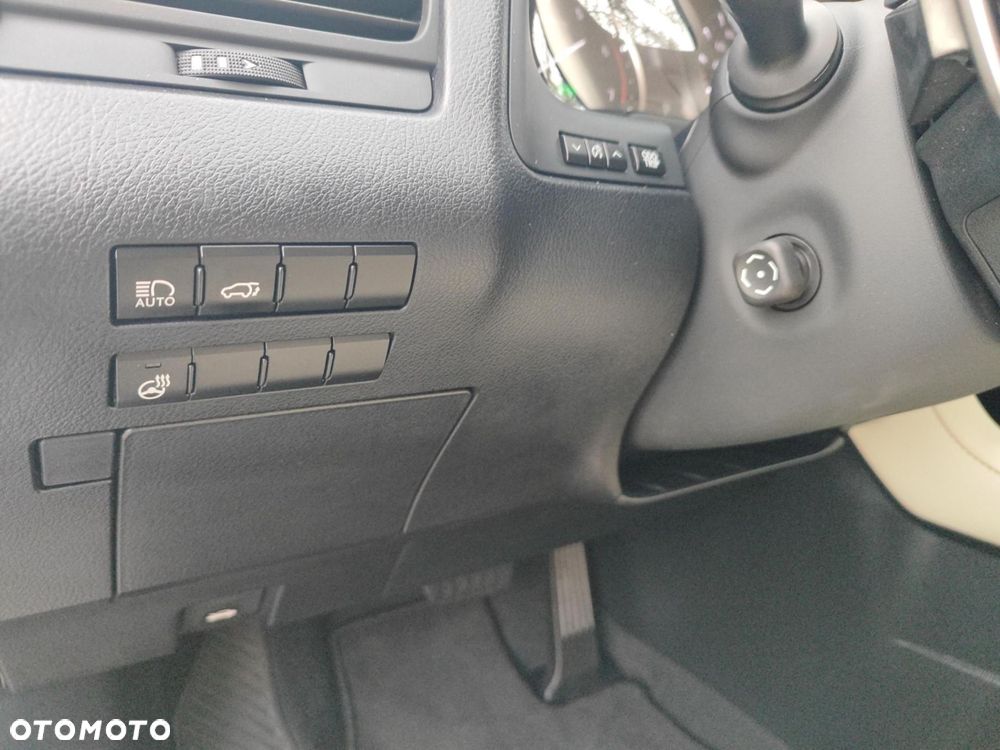 Lexus RX 450h Prestige MY19 - 11