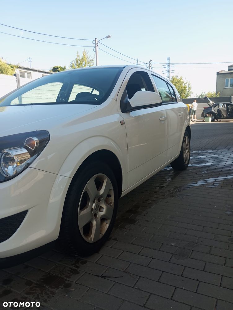 Opel Astra 1.6 - 3