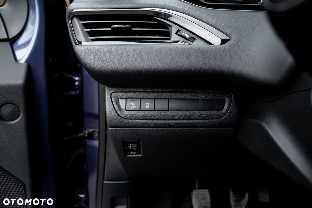 Peugeot 208 PureTech 82 Allure - 27