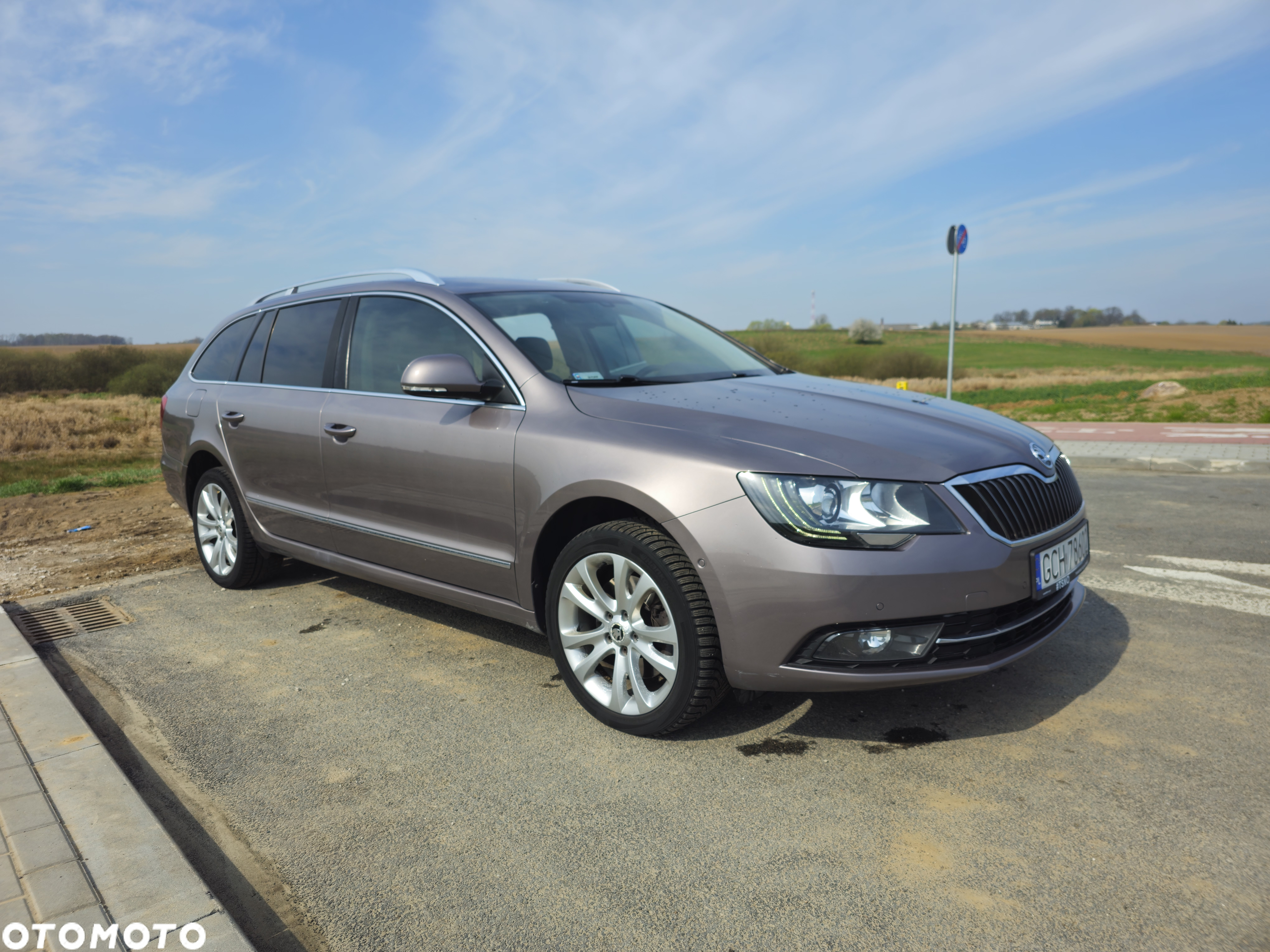 Skoda Superb 1.8 TSI Elegance DSG - 4