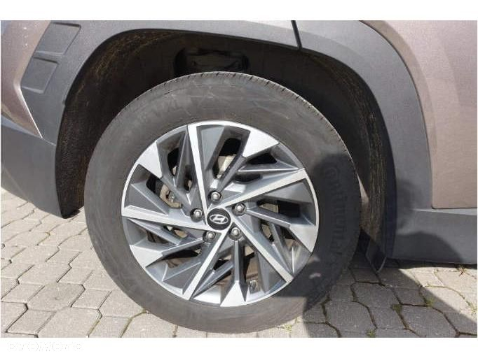 Hyundai Tucson - 25
