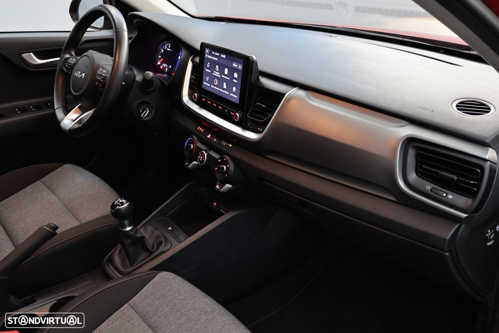 Kia Stonic 1.2 Dynamic - 22