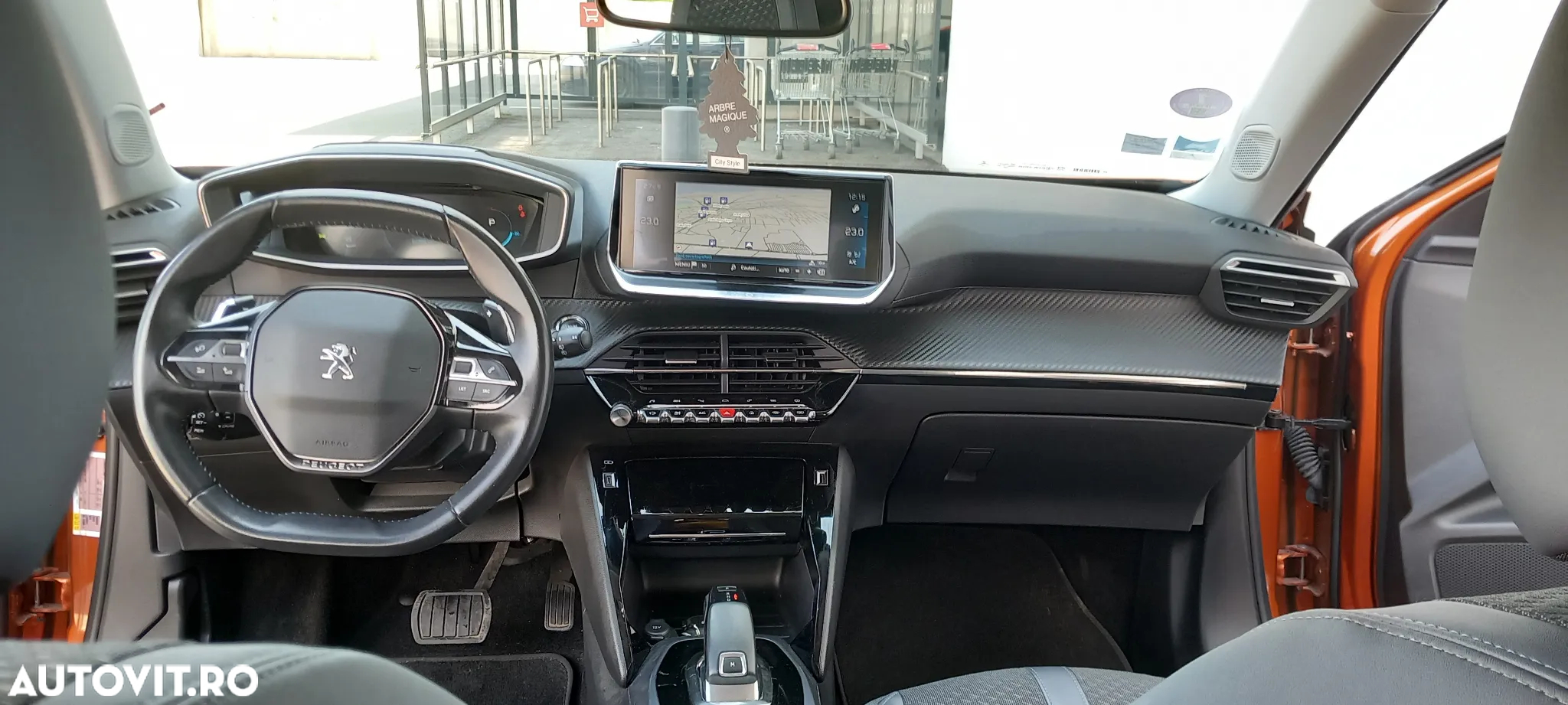 Peugeot 2008 - 9