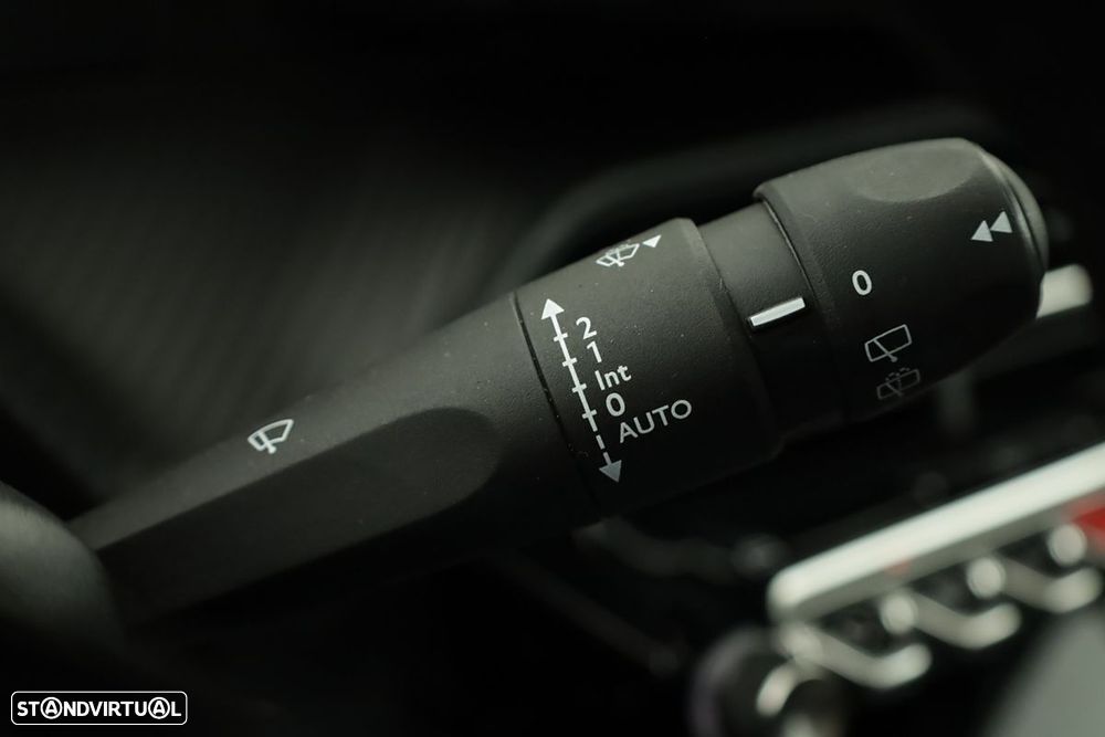 Peugeot 2008 1.2 Allure - 18